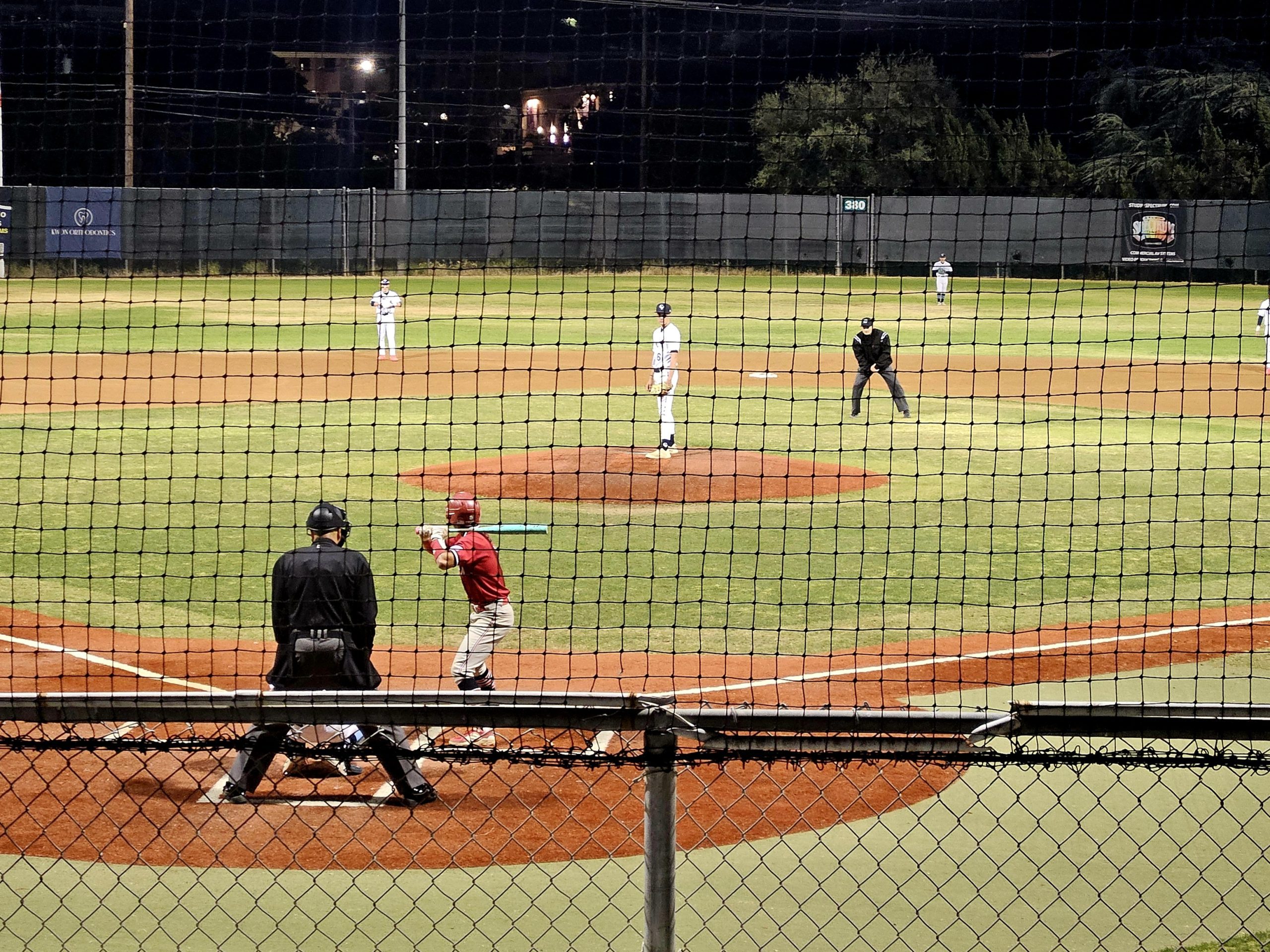 Crescenta Valley Beats Burroughs Baseball 3-2